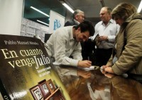 PRESENTACIÓN EN CUANTO VENGA JULIO - LIBRO SOBRE JULIO CASTRO (click para ampliar)